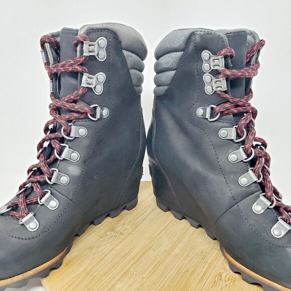 Sorel Boots Womens 7 Conquest Wedge Black Lace Up Hiker Alpine Lug Shoe - Picture 6 of 14